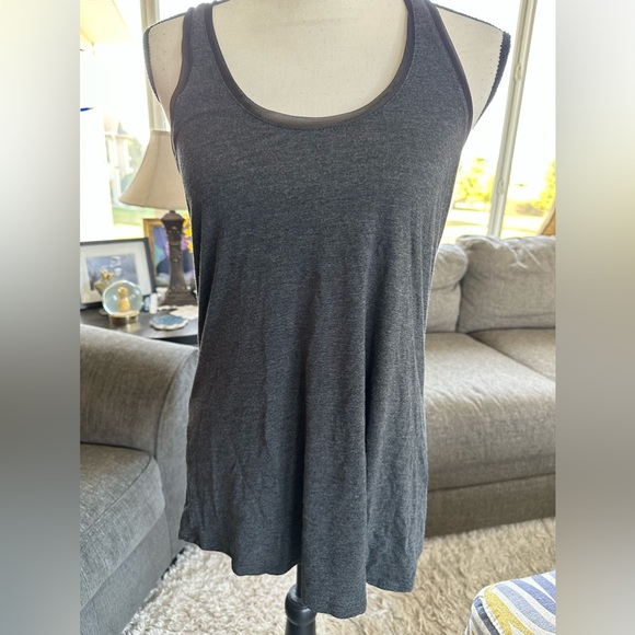 GAP Women’s Gray Dressy Tank Top Size Medium - Picture 1 of 7